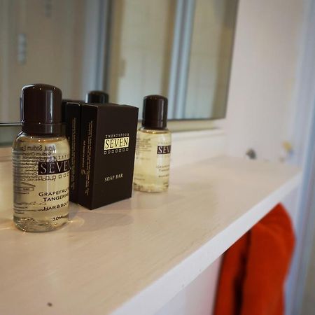 Ship Stores Guest House Clare Cameră foto